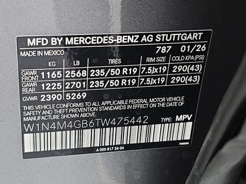 New 2026 Mercedes-Benz GLB 250 image 37