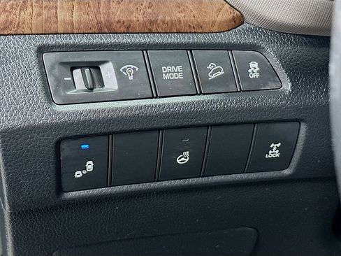 Used 2018 Hyundai Santa Fe Sport w/ 2.4L Tech Package 04 image 11