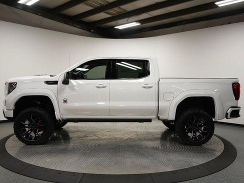 New 2026 GMC Sierra 1500 AT4 w/ AT4 Premium Package AWD/4WD image 7