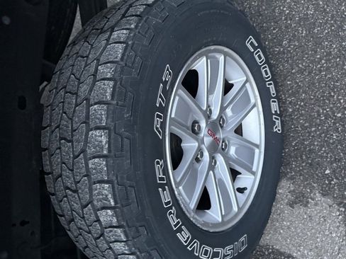 Used 2016 GMC Sierra 1500 SLE w/ SLE Value Package image 23