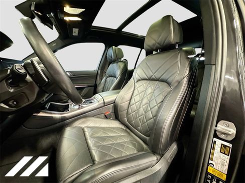 Used 2023 BMW X5 M50i w/ Climate Comfort Package image 22