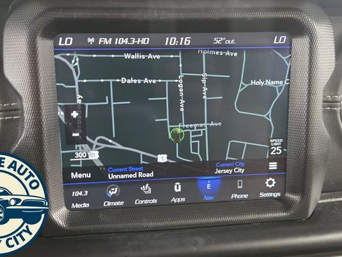 Used 2023 Jeep Wrangler Unlimited Sahara w/ Cold Weather Group AWD/4WD image 14