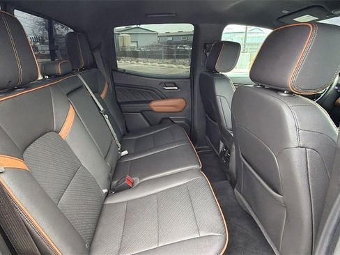 Used 2023 GMC Canyon AT4 w/ AT4 Premium Package image 41