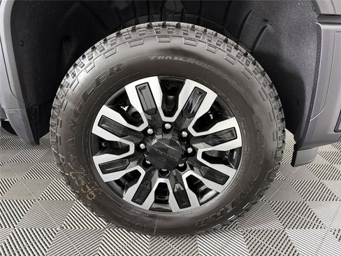 New 2026 GMC Sierra 2500 Denali Ultimate AWD/4WD image 11