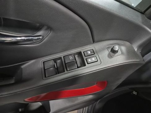 Used 2025 Nissan Frontier PRO-4X image 23