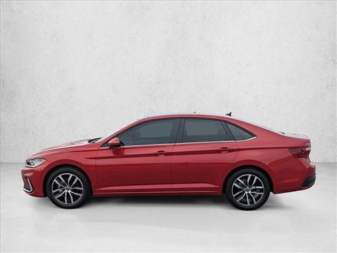Certified 2025 Volkswagen Jetta SE w/ Sunroof Package FWD image 8