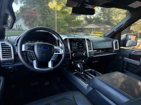 Used 2016 Ford F150 Platinum w/ Technology Package RWD image 10