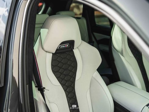 Used 2025 BMW X5 M Competition w/ Executive Package image 39