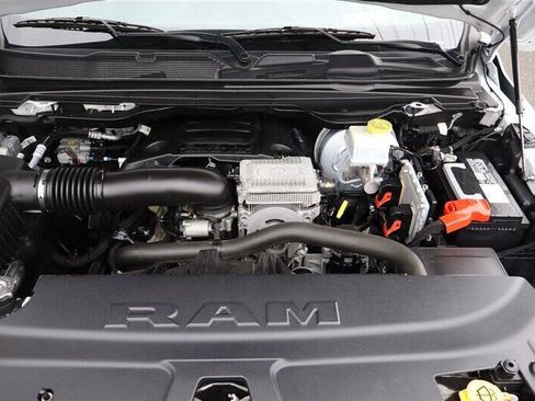 Used 2021 RAM 1500 Limited image 9