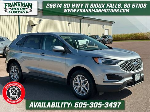 Used 2024 Ford Edge SEL AWD/4WD image 1