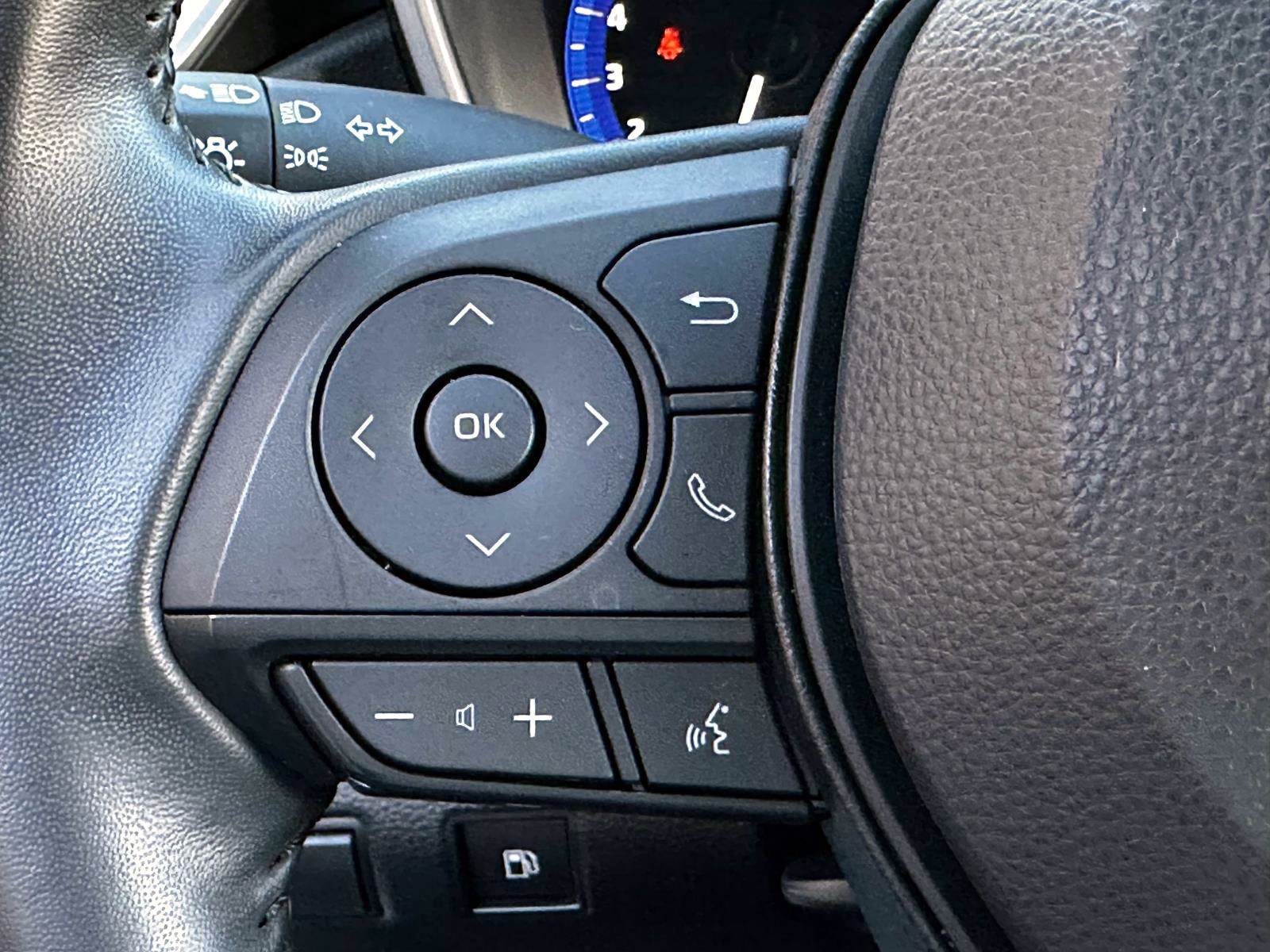Certified 2022 Toyota Corolla LE w/ Premium Interior Package FWD image 22