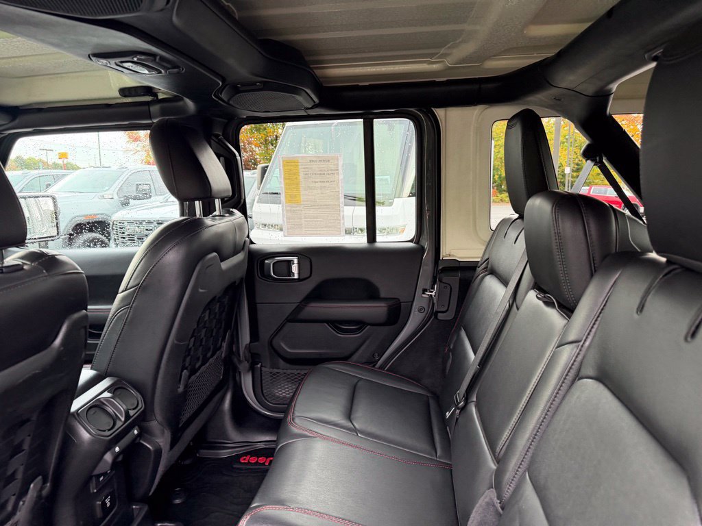 Used 2021 Jeep Wrangler Unlimited Rubicon AWD/4WD image 18