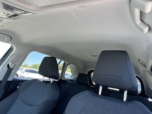 Used 2025 Toyota RAV4 XLE AWD/4WD image 25