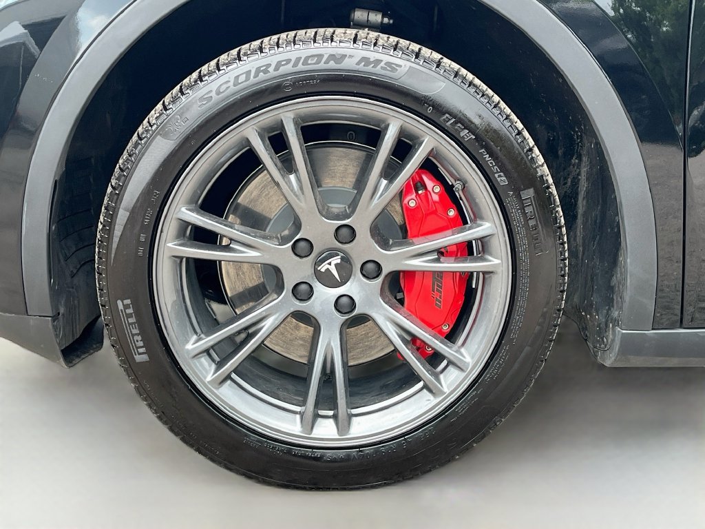 Used 2025 Tesla Model Y Long Range RWD image 31