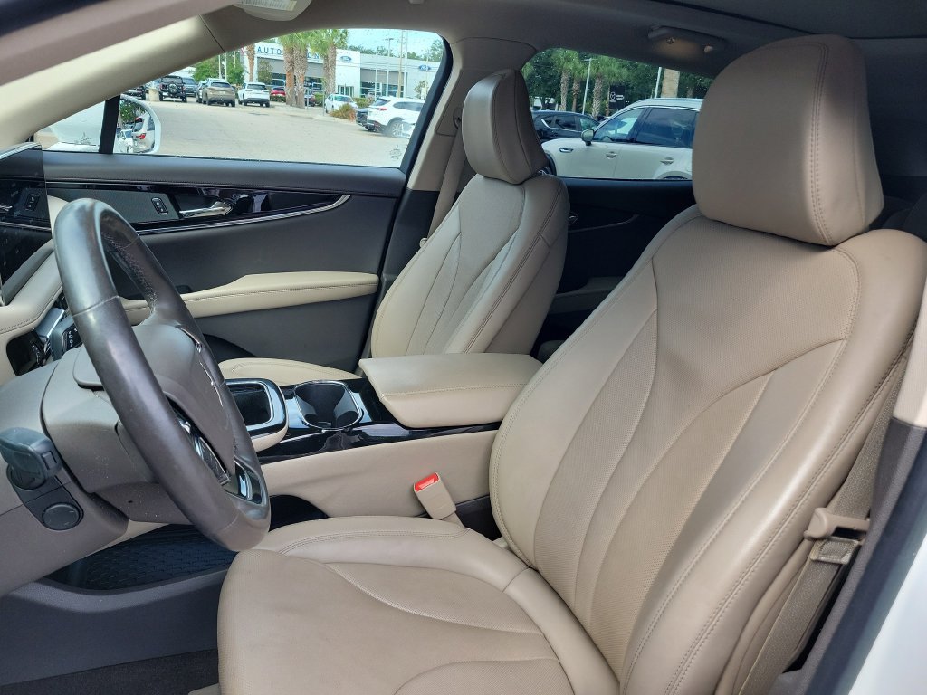 Used 2023 Lincoln Nautilus Reserve FWD image 22