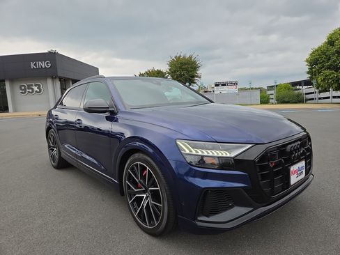 Used 2023 Audi SQ8 Prestige AWD/4WD image 1