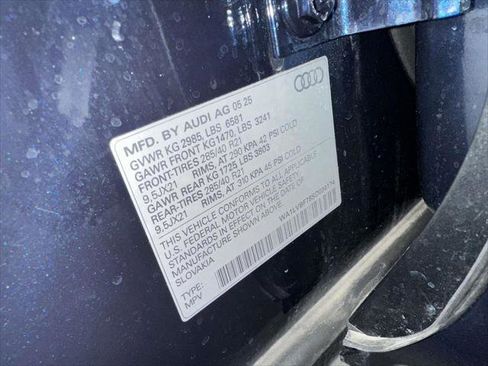 Used 2025 Audi Q7 3.0T Premium Plus w/ Premium Plus Package image 19
