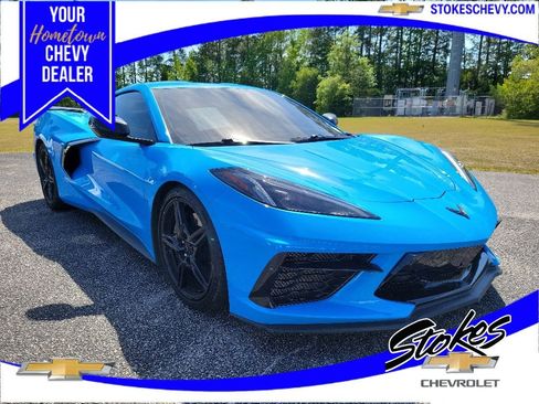 Used 2022 Chevrolet Corvette Stingray Preferred Cpe w/ Z51 Performance Package RWD image 1