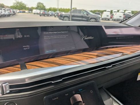 New 2026 Cadillac Escalade Platinum Sport AWD/4WD image 20
