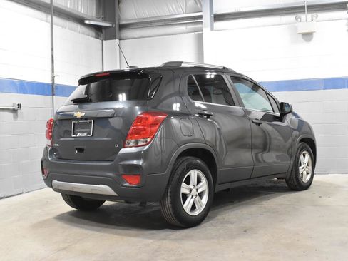 Used 2020 Chevrolet Trax LT FWD image 27