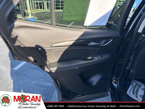 Used 2022 Buick Envision Essence w/ Safety Package image 26