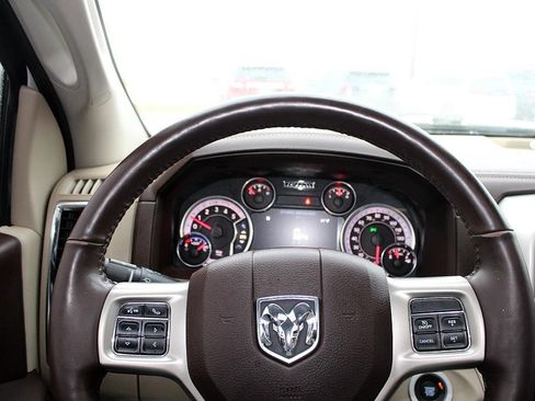 Used 2018 RAM 2500 Laramie w/ Convenience Group image 34