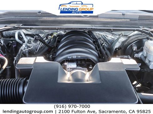 Used 2016 Chevrolet Suburban LT image 26