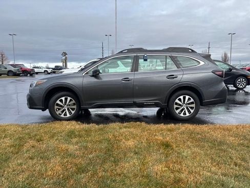 Used 2021 Subaru Outback image 6