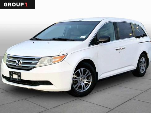 Used 2013 Honda Odyssey EX image 1
