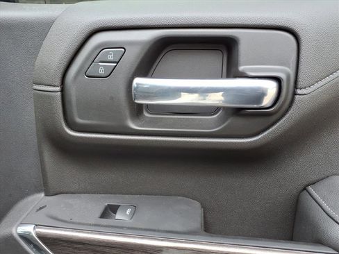 Used 2022 Chevrolet Silverado 1500 LTZ w/ Safety Package II image 11