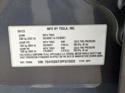 Used 2023 Tesla Model Y Performance AWD/4WD image 25