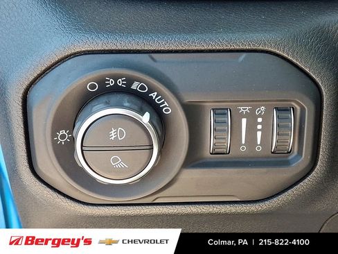 Used 2021 Jeep Gladiator Sport AWD/4WD image 29