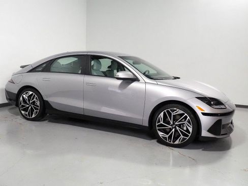 Used 2024 Hyundai Ioniq 6 SEL RWD image 1
