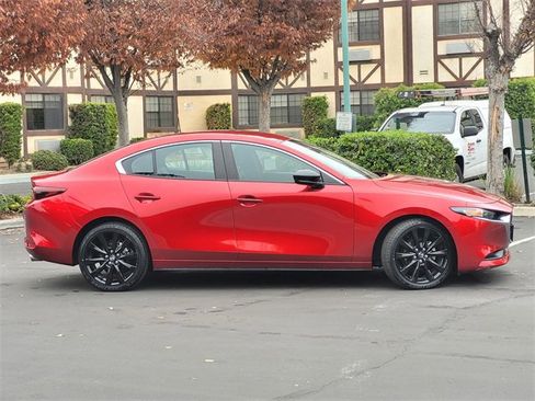 Used 2024 MAZDA MAZDA3 s image 4
