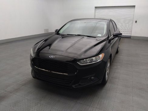 Used 2015 Ford Fusion SE w/ Equipment Group 201A FWD image 15