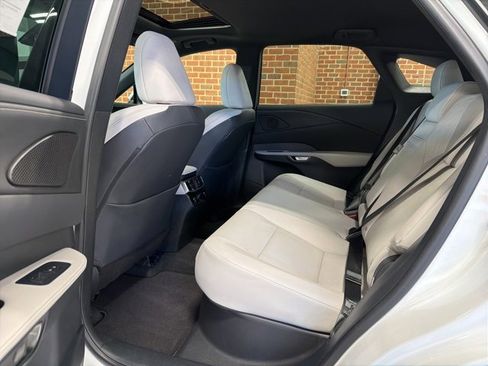Used 2023 Lexus RX 350 Premium image 29