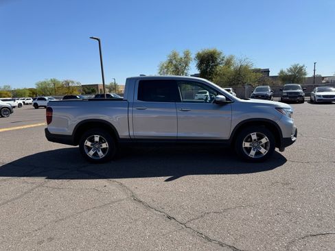 Used 2025 Honda Ridgeline RTL image 4