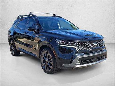 Used 2021 Kia Sorento SX Prestige image 3