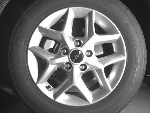Used 2025 Kia Soul LX w/ LX Technology Package FWD image 12