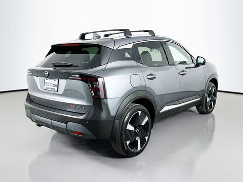 Used 2025 Nissan Kicks SR image 8