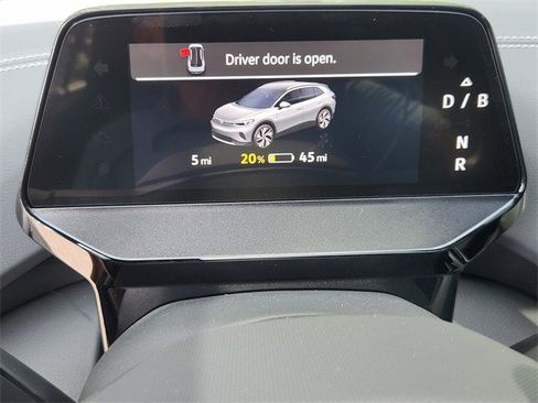 New 2025 Volkswagen Tiguan SE R-Line image 15