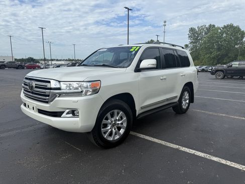 Used 2021 Toyota Land Cruiser AWD/4WD image 22