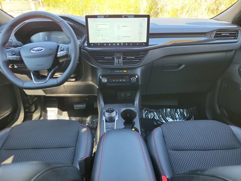 Used 2025 Ford Escape ST-Line Select w/ Tech Pack #1 image 16