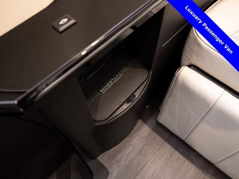 Used 2024 Mercedes-Benz Sprinter 2500 image 60