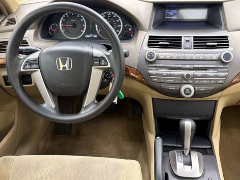 Used 2009 Honda Accord EX image 25
