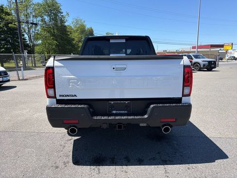New 2026 Honda Ridgeline Black Edition image 5