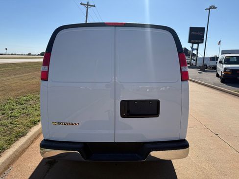 New 2025 Chevrolet Express 3500 Extended w/ Driver Convenience Package RWD image 4