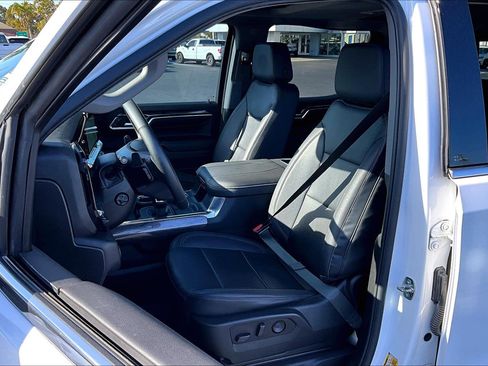 Certified 2023 Chevrolet Silverado 1500 LTZ image 17