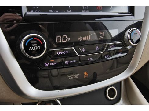 Used 2016 Nissan Murano S w/ Navigation Package image 28