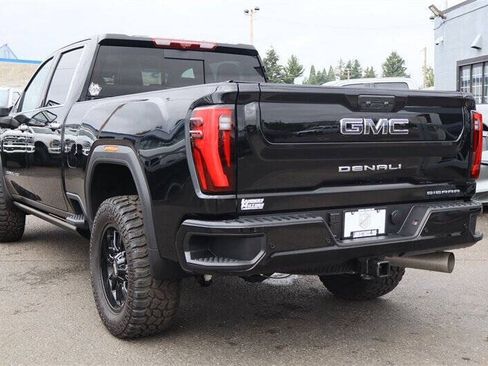 Used 2025 GMC Sierra 3500 Denali Ultimate AWD/4WD image 3